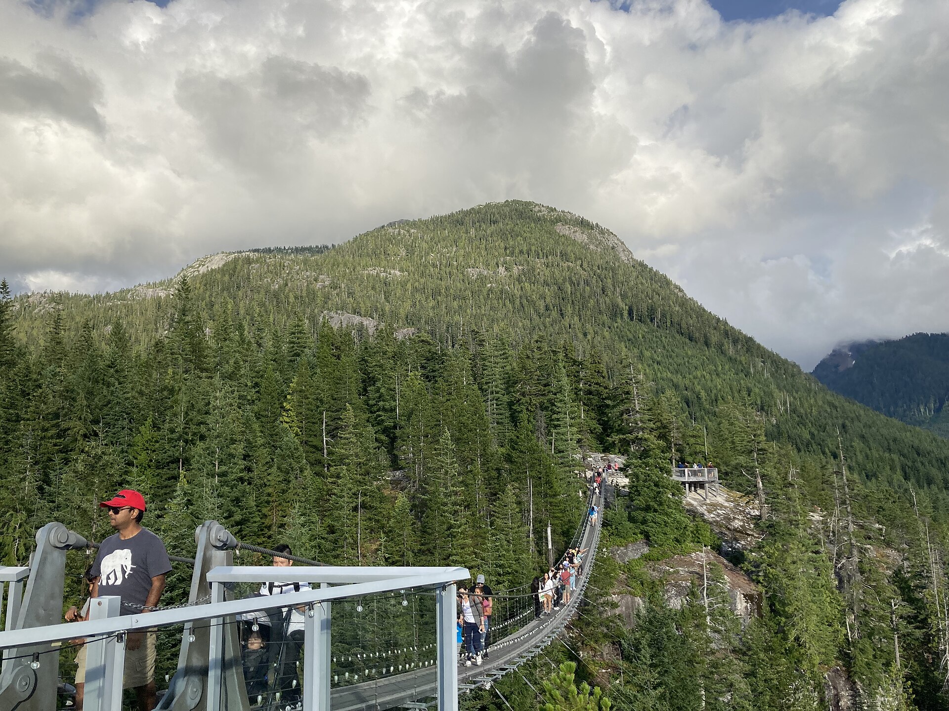 Sea-to-Sky Gondola Gipfel mit Hängebrücke