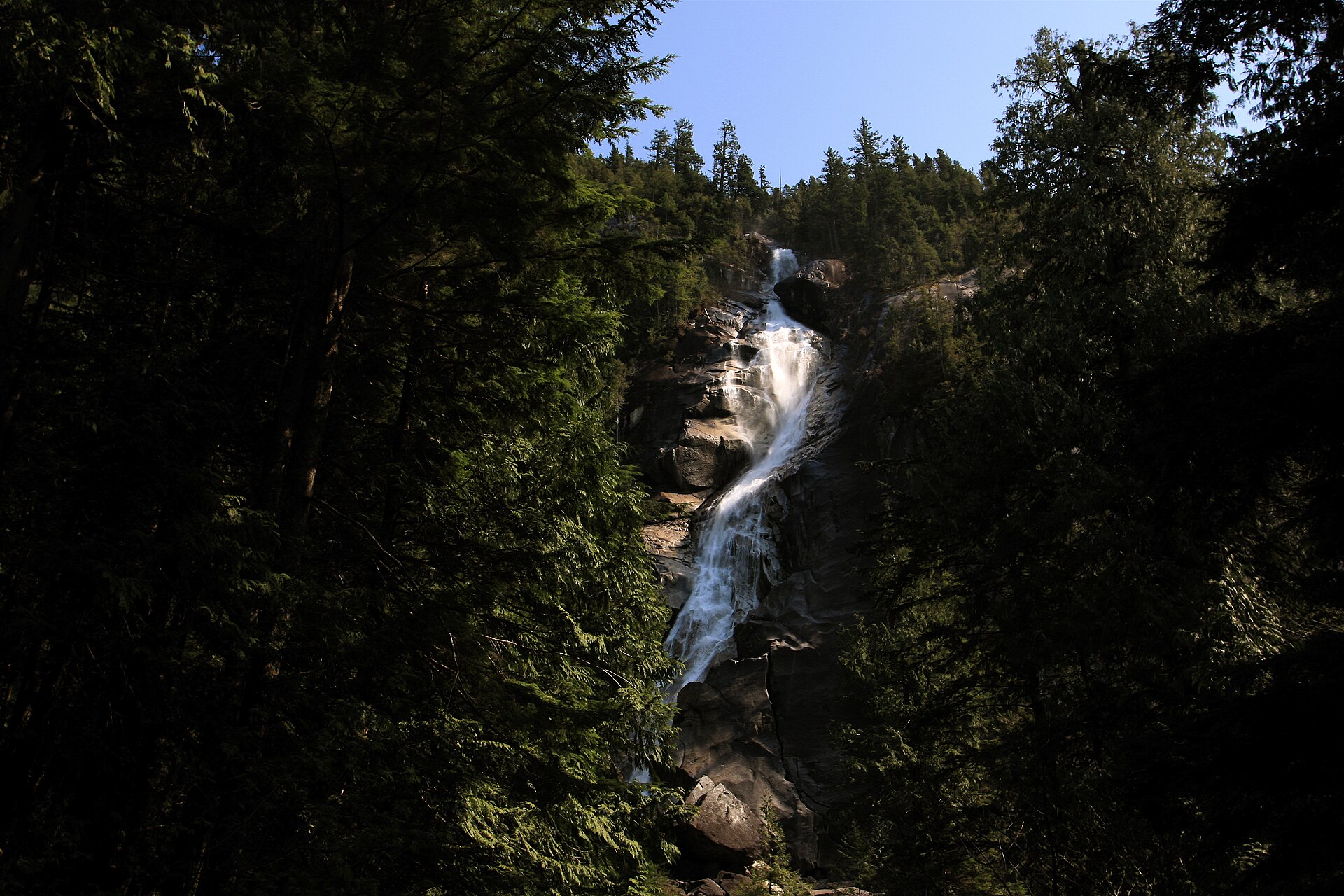 Shannon Falls bei Squamish