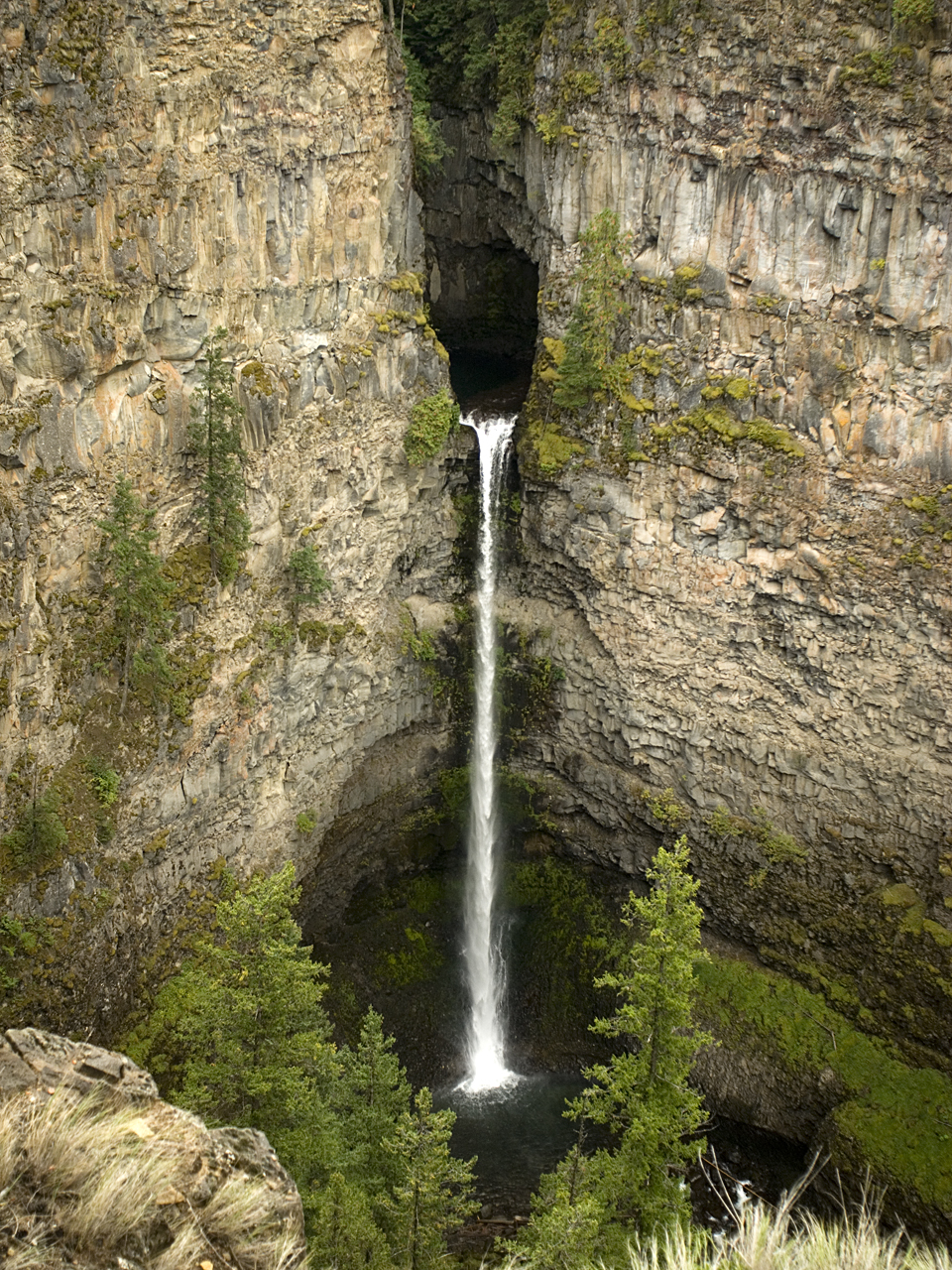 Spahats Creek Falls im Wells Gray Provincial Park